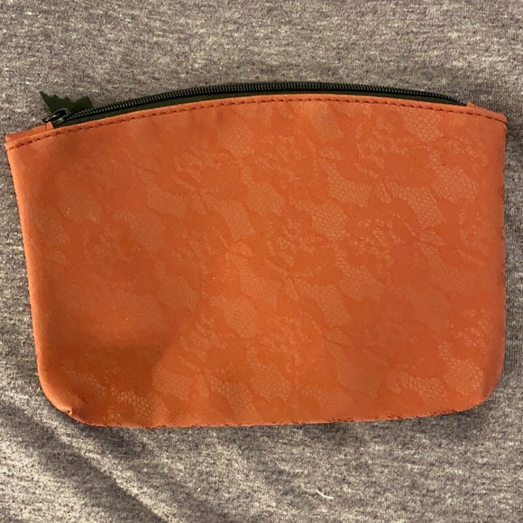 Red Lace Ipsy Bag - Picture 2 of 2